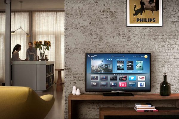 Телевизор со Smart TV в офисе