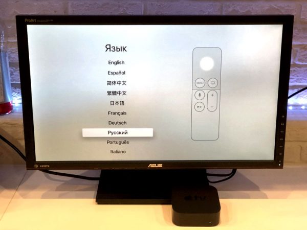 Экран с настройками языка при первичном подключении приставки Apple TV